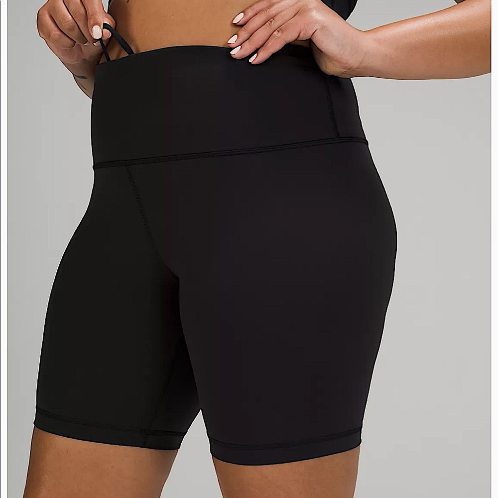 NWT Lululemon Wunder Train High-Rise 8” Short